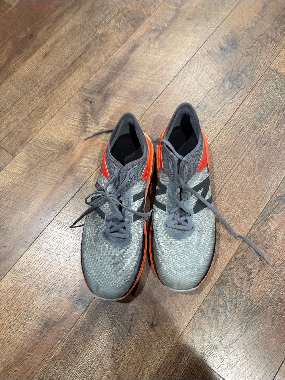 New Balance Men's Athletic Shoes - Gray with Orange Highlights 12.5